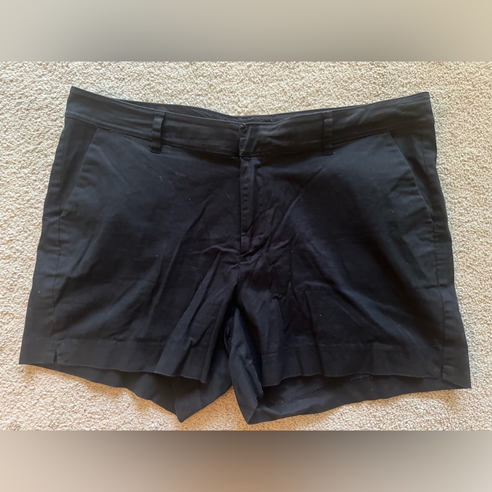 Old Navy Classic Chino Black Shorts